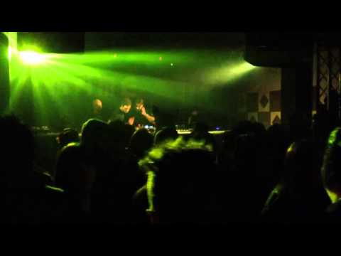 Neverdogs Play Outway - Delay (Original Mix) @ Under Eventi Italy