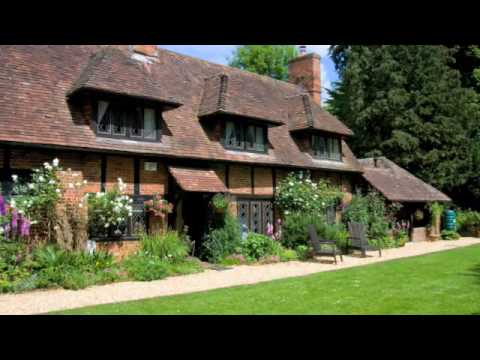 download lagu mp3 mp4 Breakfast In Winchester Uk, download lagu Breakfast In Winchester Uk gratis, unduh video klip Breakfast In Winchester Uk