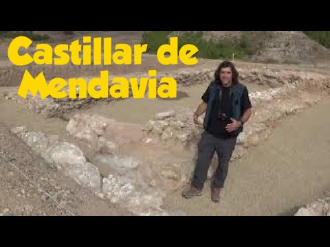 SISTEMA DEFENSIVO DE UN CASTRO DE LA EDAD DEL HIERRO Castro de Castilviejo