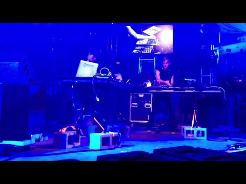 Deadmau5 as testpilot and Richie Hawtin back-to-back at SXSW 2013