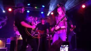 Drivin' N' Cryin' 120 Tavern