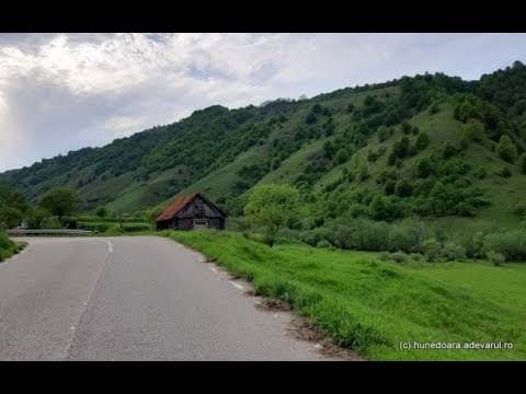 Șoseaua Toplița - Lunca Cernii, Ținutul Pădurenilor