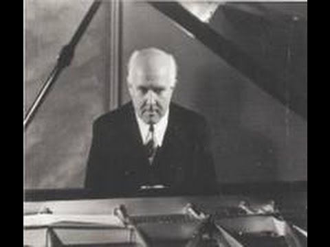 Walter Gieseking plays Bach Two Part Inventions