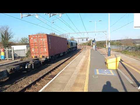 66534 4L81 (0757) & 66571 4M41 (0805) at Grays (20/04/23)