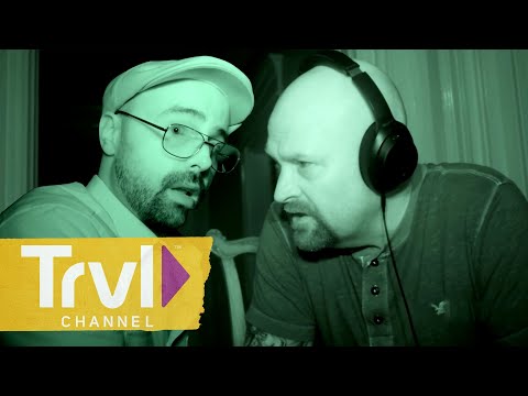 Tango Terrified By What's In Haunted Closet | Ghost Hunters | Travel Channel