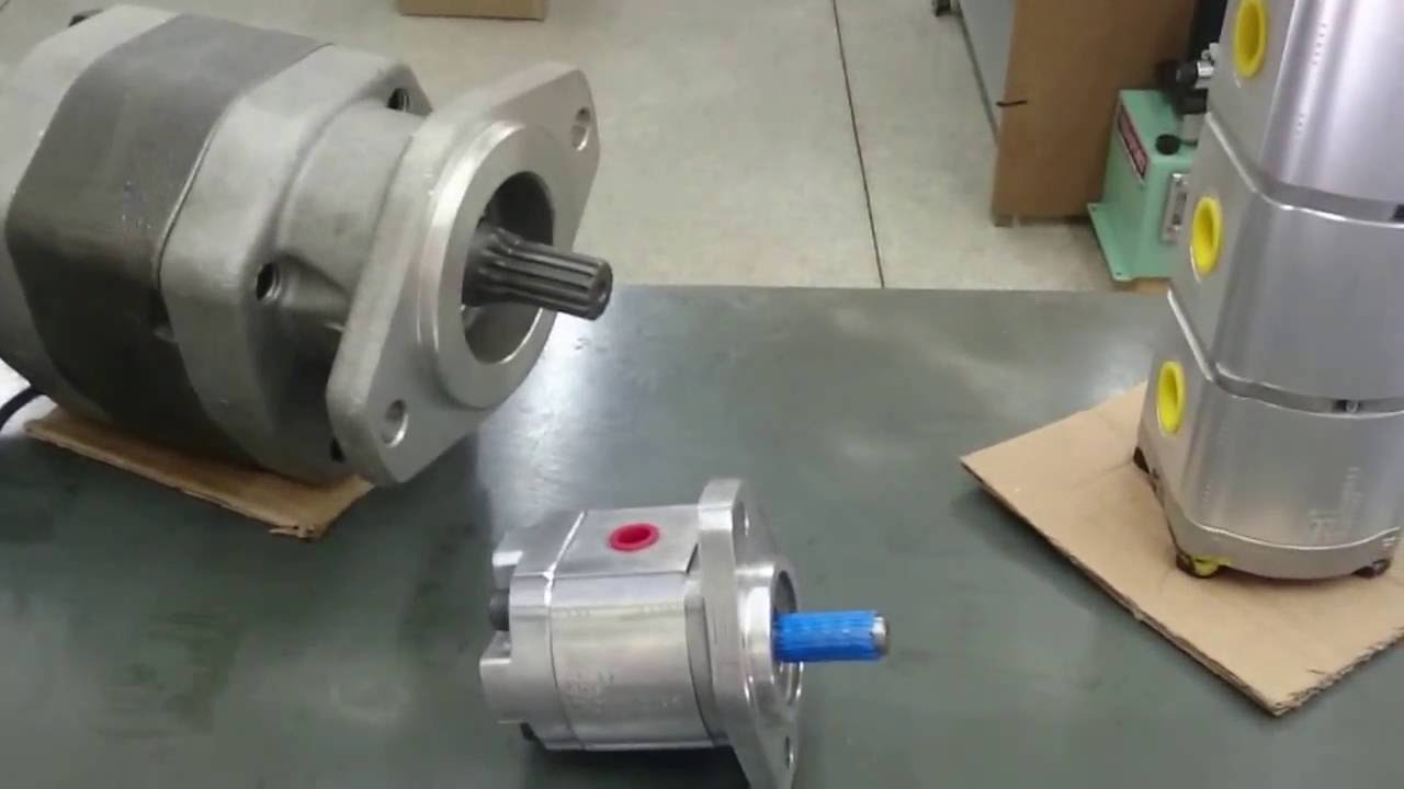 Bomba hidráulica de engrenagens - deslocamento, vazão, e como calcular?