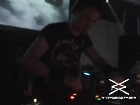Darude @ Perfecto Live - No Limit Remix (Randy Boyer & Kristina Sky ft. Cari Golden)