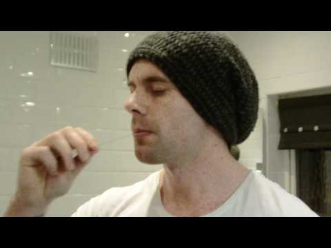 Lee Burns - Thread Illusion - Magic