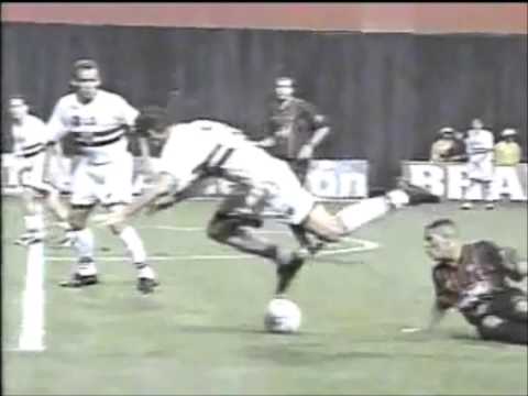 Atlético Paranaense 2 x 1 São Paulo (Campeonato Brasileiro 2001)