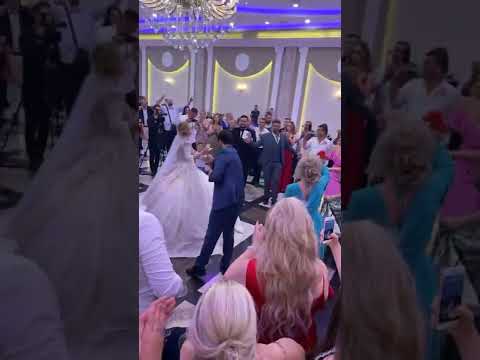 Labinot Tahiri - Dasem 2022 - Restaurant  Hajdini Palace