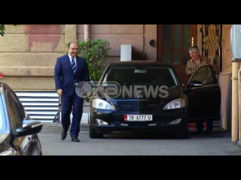 Ora News – Pas Vlahutinit, Meta takon dy ministra të LSI-së në kryesinë e Kuvendit