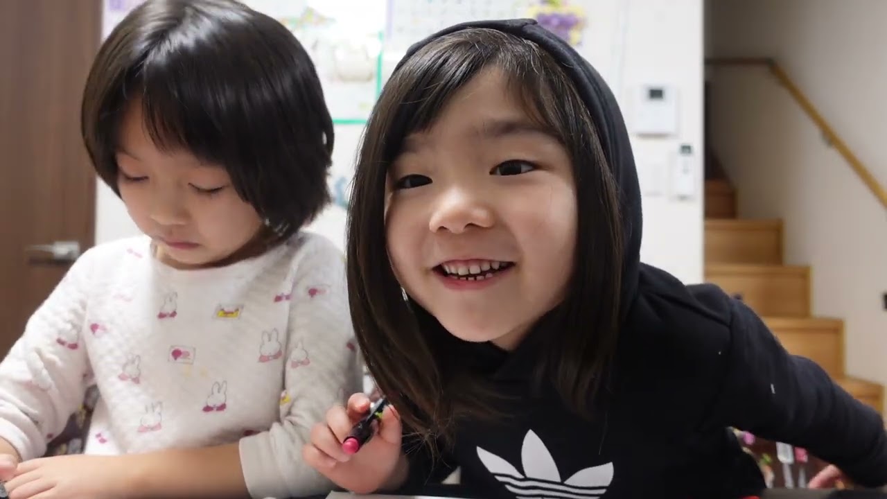 【４色マーカーチャレンジ】姉妹愛が強くてズルしちゃうwww