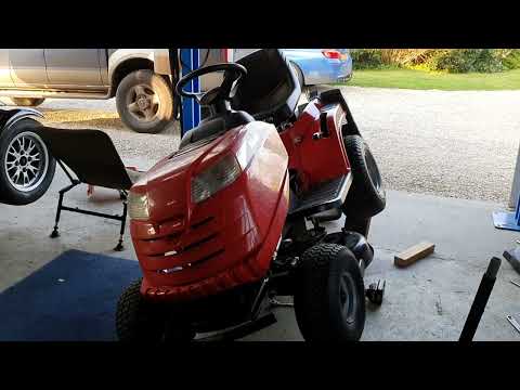 Changing drive belt on mountfield / stiga / castle garden lawn tractor 1430/1436/1530