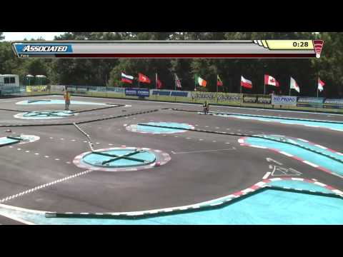 Race 8 Qualifying Round Two at 2014 IFMAR ISTC Scale World Championships