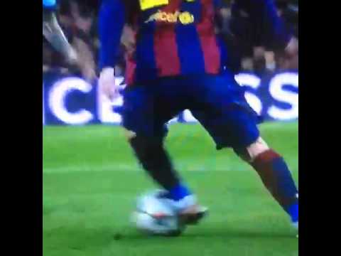 Pep Guardiola watches Messi put on ankle breaking clinic