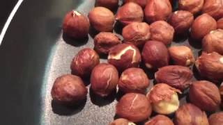 Simple life hack - Getting rid of skin on hazelnuts