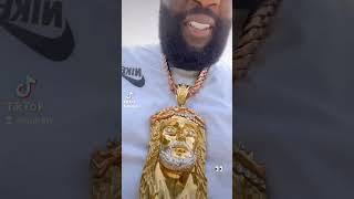 Download lagu Rick Ross With A Big Jesus Piece!! #rickross #rap #hiphop #shorts #viralshorts #fyp #noiretv #yt mp3