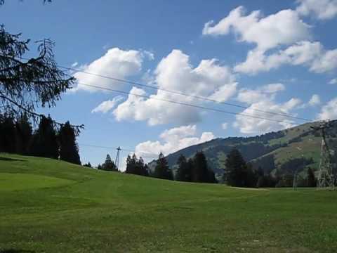 Schweizer Familie Feuerstelle - Saanenmöser