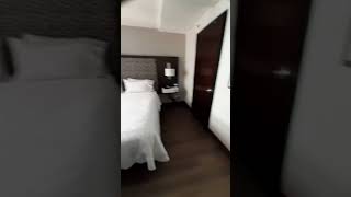 Walk-through of Hampton Inn 35th street / Empire State Building with commentary 