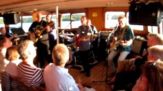 Ducks Deluxe feat. Brinsley Schwarz.