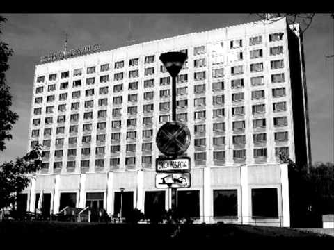 HuczuHucz - Półpiętro (prod. Marsan)