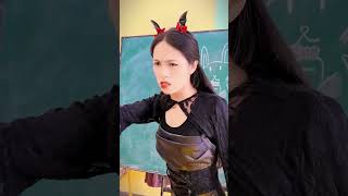 小丑捉弄白天使 #小丑 #天使 #shorts