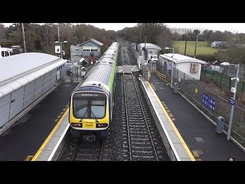 Clonsilla Railway Station - 29000 Class DMU Train number 29118