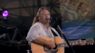 Crosby, Stills &amp; Nash - Love The One You&#39;re With - 8/13/1994 - Woodstock 94 (Official)
