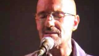 ENRIC HERNÀEZ-No et quedis amb mi aquesta nit