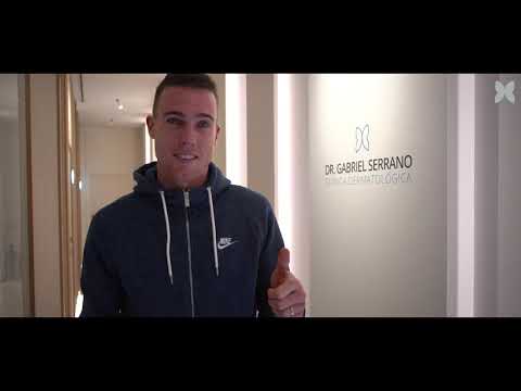 Carlos Clerc visita la Clínica Dermatológica Dr. Gabriel Serrano