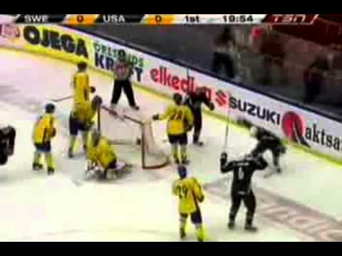 WJC 2007 3rd place game. USA vs Sweden