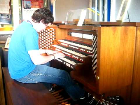 Return to Zork theme song on a church organ