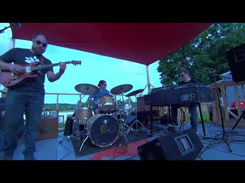 Otis Grove 7-8-23 Feathered Friend Brewing Concord, NH set1