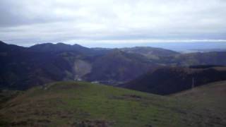 preview picture of video 'El Gongeda (659 m), el mirador perfecto de Alonsotegi'