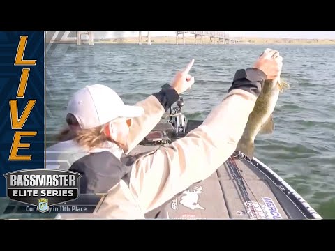 OAHE: KJ Queen breaks the ice with a solid smallmouth on Day 2