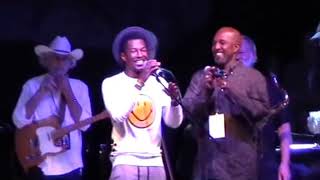 Download lagu ♫ Willie Jones & His Father ♫ Your Man ♫ 5/9/14 ♫ mp3