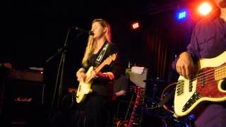 Joanne Shaw Taylor 'Lose Myself to Loving You'