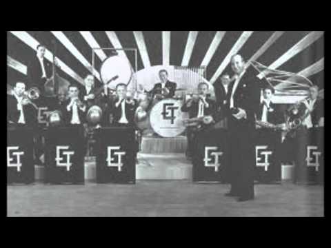 I ET LILLE KOLONIHA-HAVEHUS - De Fem Synkoper med Erik Tuxen og hans orkester 1932