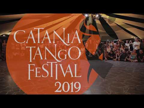  Yanina Quiñones  and  Neri Piliu  are  dancing  to  the  tango  "  Esta Noche De Luna  "  by  Osvaldo Pugliese  at  Catania Tango Festival  in  2019