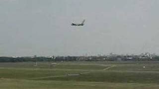 preview picture of video 'A380 Low Pass - Berlin Tempelhof'