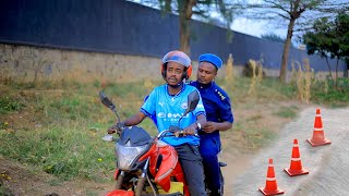 😳REGIS AKOZE IKIZAMINI CYA PERIMI MUBUSANZA MBERE YA POLICE🇷🇼SIRIKIRASIYO YA MOTO REGIS SKITS