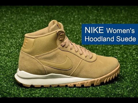 Ботинки Nike Women's Hoodland Suede Shoe, видео 7 - интернет магазин MEGASPORT