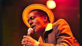 Gregory Isaacs - Extra Classic (Sister Love) - 1976
