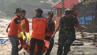 Mabes Polri Kerahkan 1.500 Personel untuk Mengevakuasi Korban Tsunami Banten dan Lampung