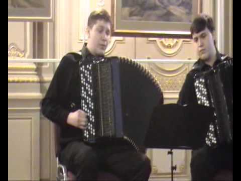 Gaidychuk Volodymyr & Ivan " Duo accordions " ( Vivaldi-Bach "Concert d-moll " 2 part )