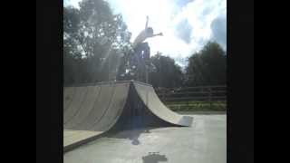preview picture of video 'church fenton skatepark.'