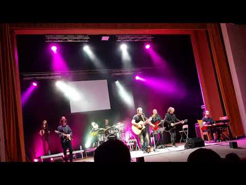 Kutná Hora - Jakub Smolík / Holka s bílou halenou