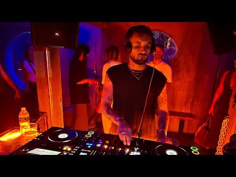 Valon | Live From Radar at Bestiario | By @EPHIMERATulum