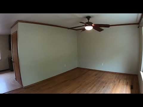 Home with Tons of Space!! property video