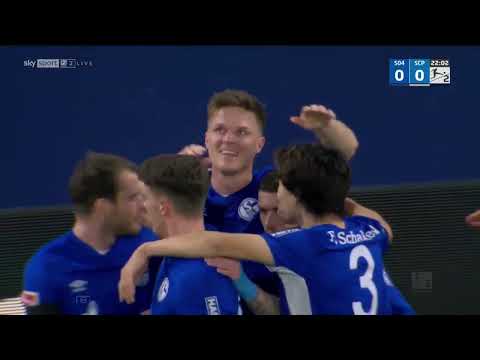 FC Schalke 04 Gelsenkirchen 2-0 SC Sport Club Pade...